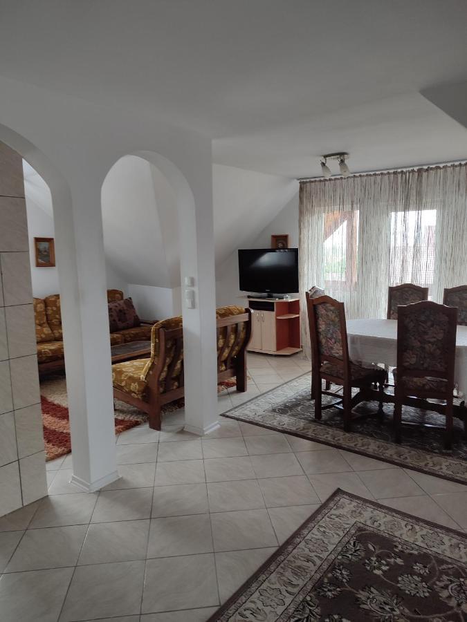 Casa Irilen Hotel Manastirea Humorului Luaran gambar